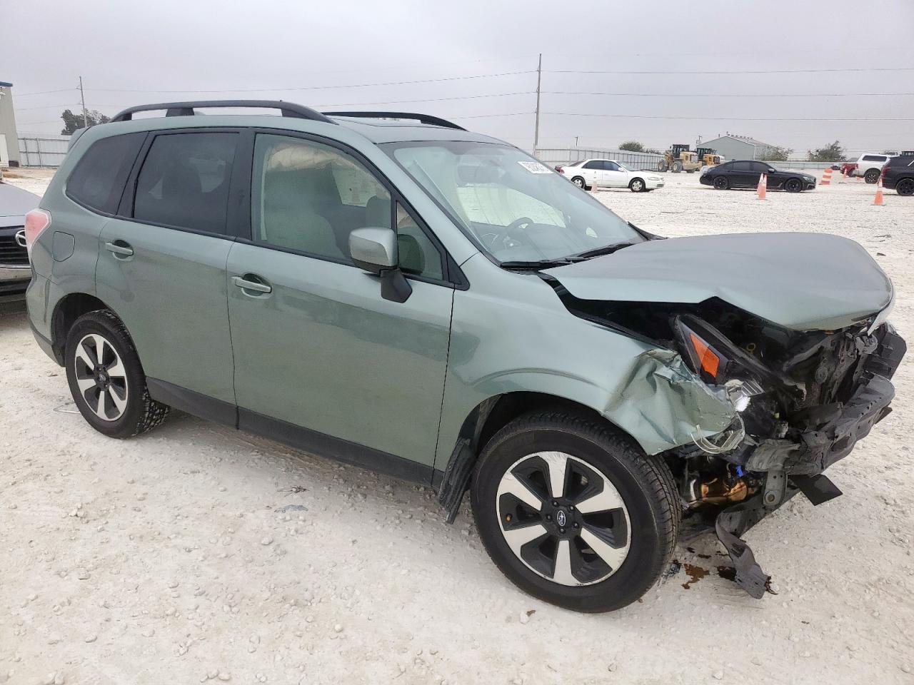 2018 Subaru Forester 2.5I Premium - Фото 4