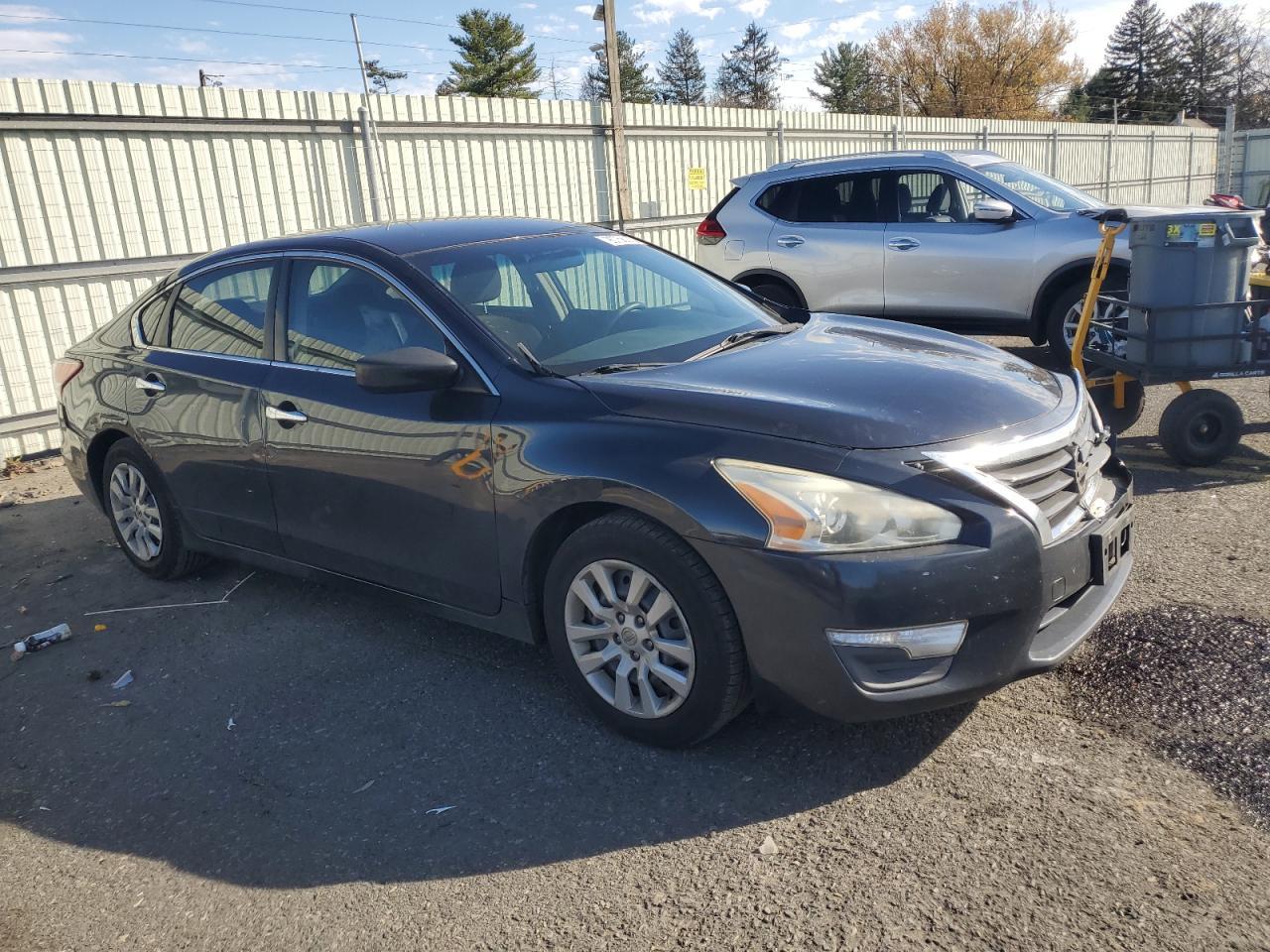 2013 Nissan Altima 2.5 - Image 4