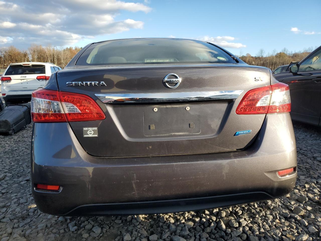 2014 Nissan Sentra S - Фото 6