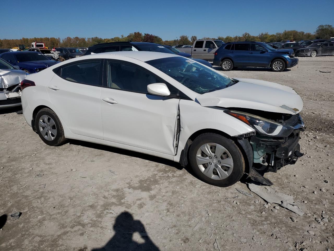 2016 Hyundai Elantra Se - Фото 4