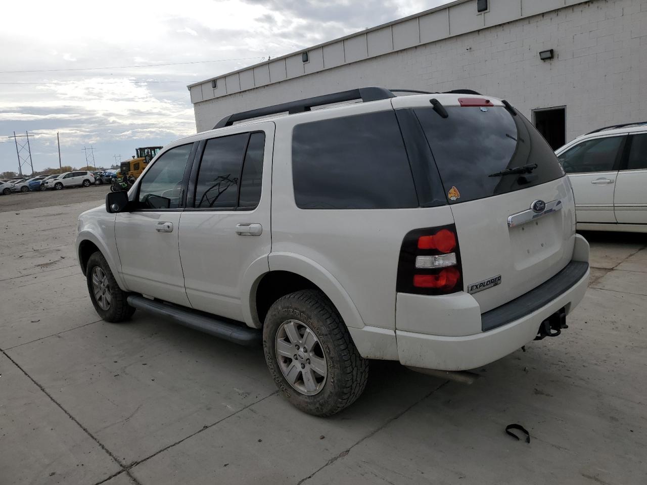 2009 Ford Explorer Xlt - Фото 2