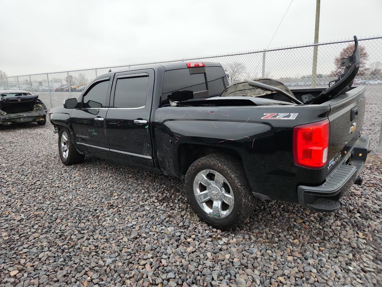 2017 Chevrolet Silverado K1500 Ltz - Фото 2