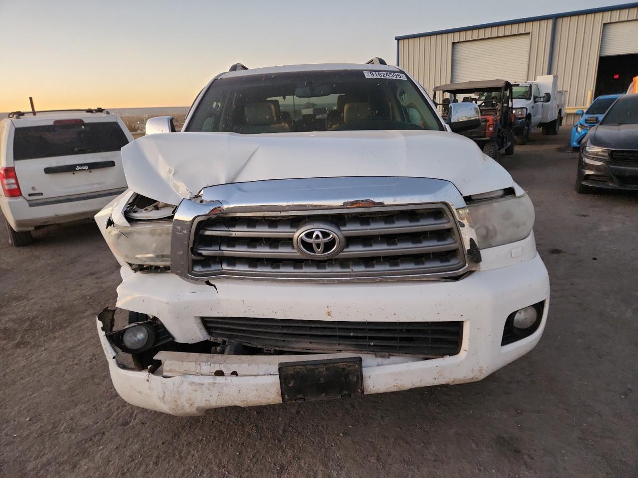 2015 Toyota Sequoia Limited - Image 5