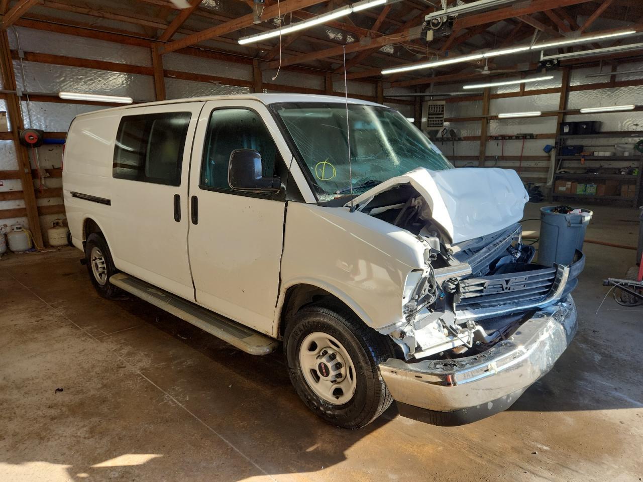 2019 GMC Savana Delivery Van - Image 4