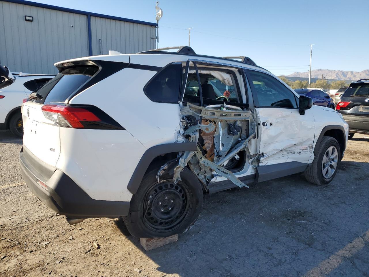 2020 Toyota Rav4 Le - Image 3