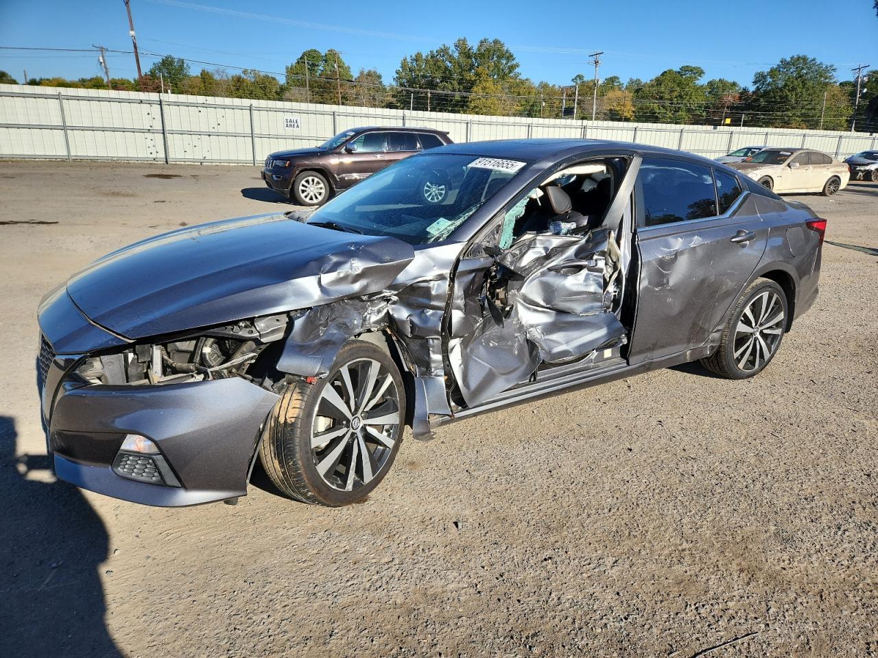 2019 Nissan Altima Sr