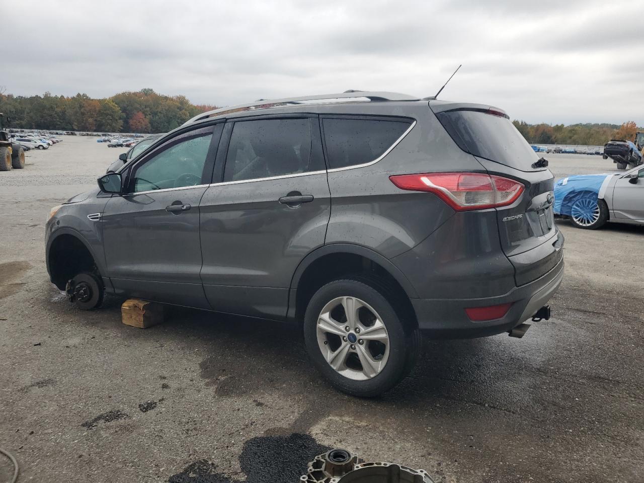 2015 Ford Escape - Фото 2