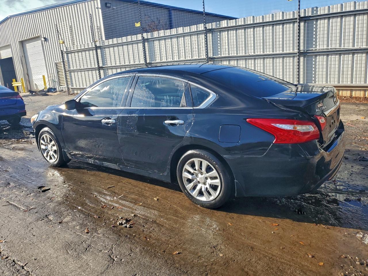 2016 Niss Altima 2.5 - Фото 2