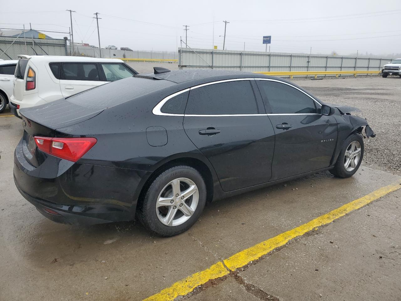 2021 Chevrolet Malibu Ls - Image 3