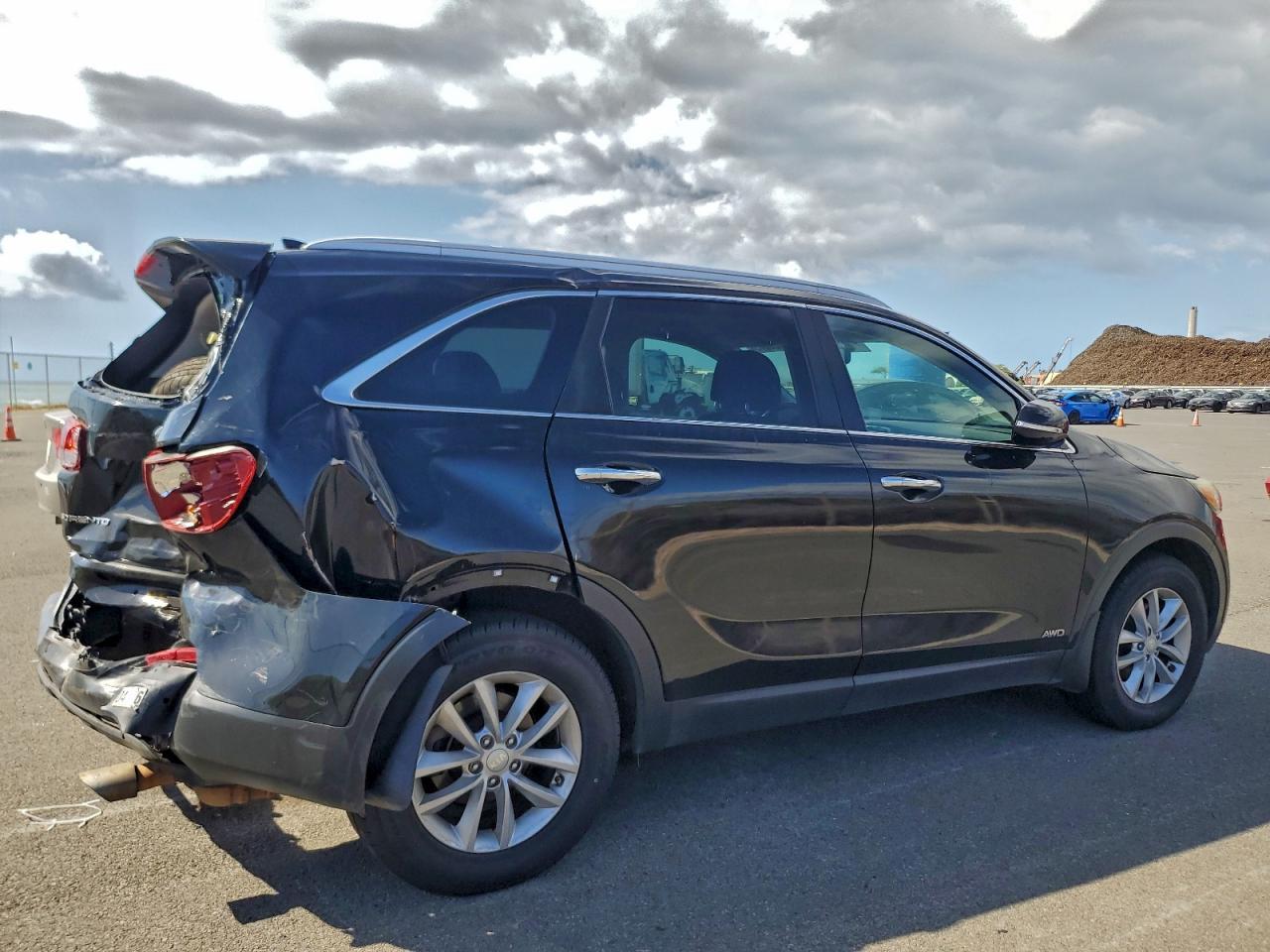 2017 Kia Sorento Lx - Image 3