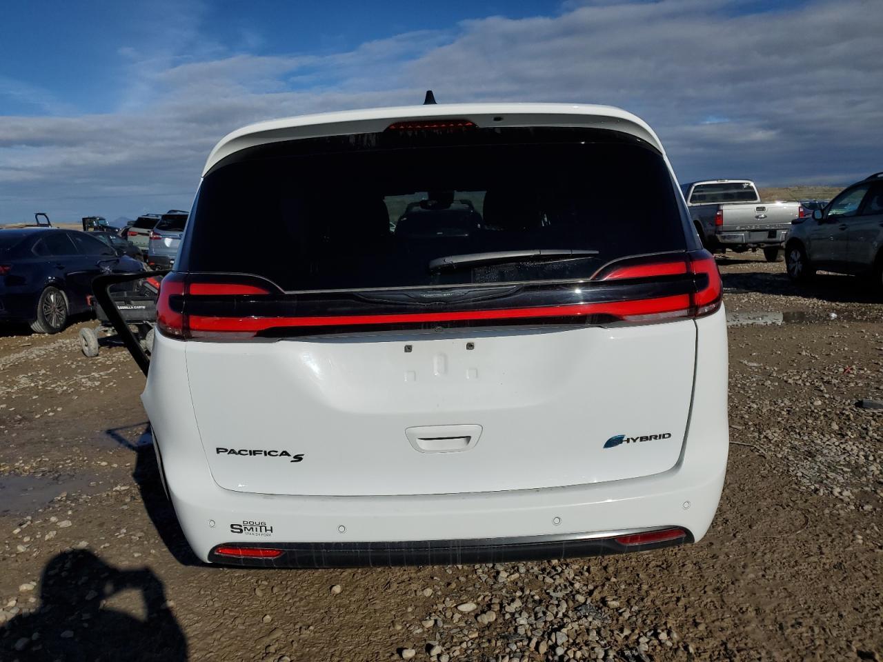 2023 Chrysler Pacifica Hybrid Touring L - Фото 6