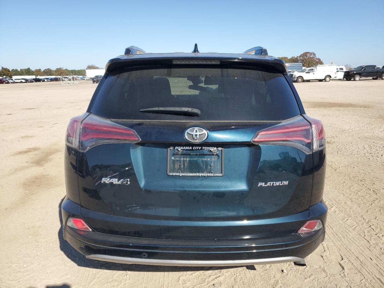 2017 Toyota Rav4 Limited - Фото 6