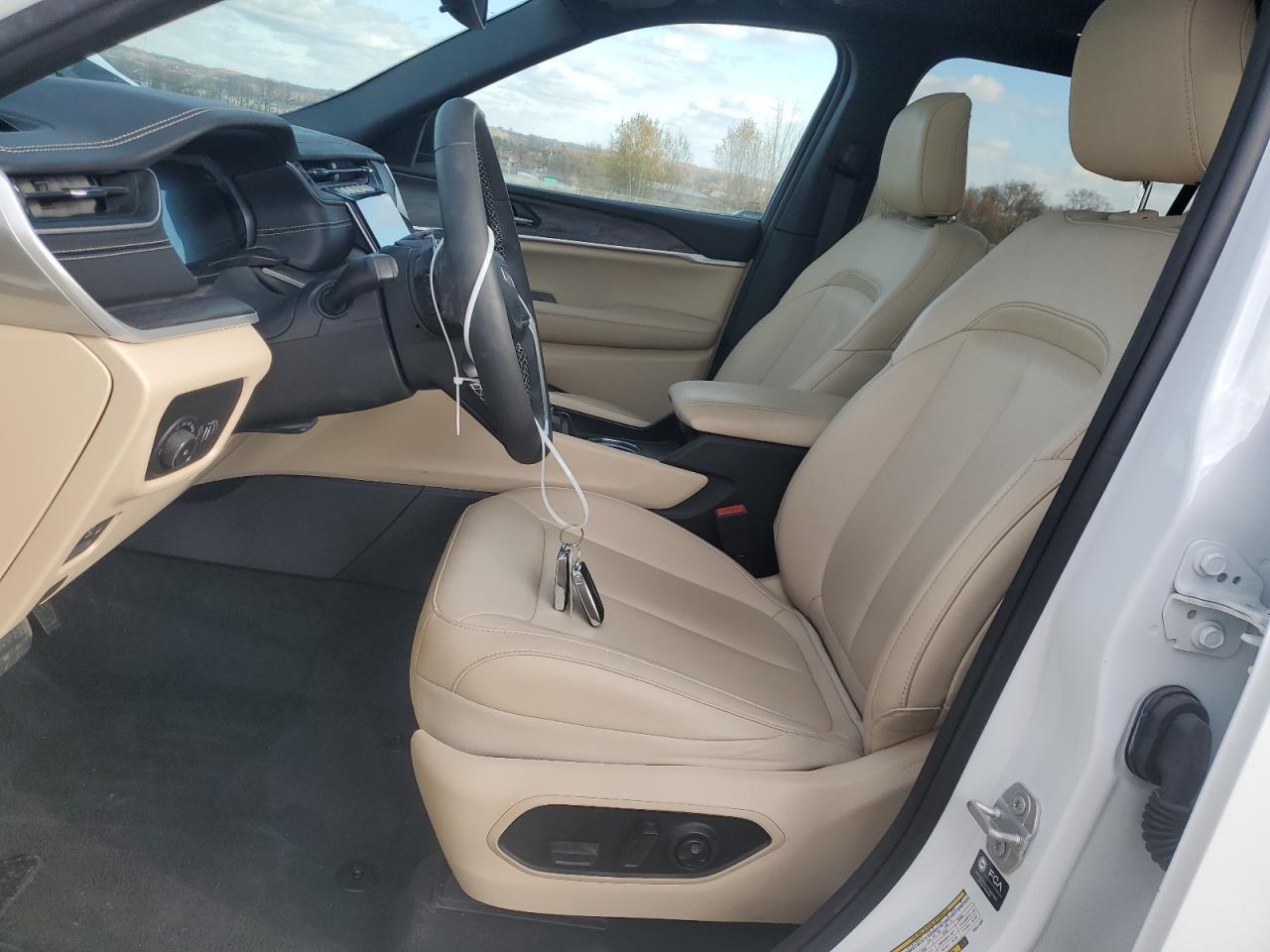 2024 Jeep Grand Cherokee L Limited - Image 7