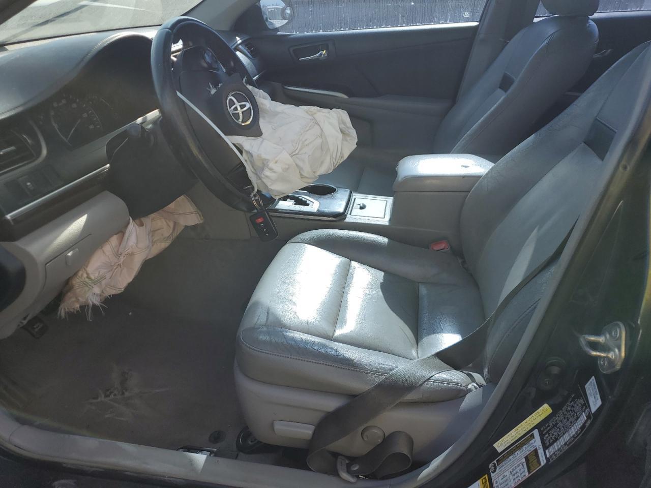 2014 Toyota Camry L - Image 7