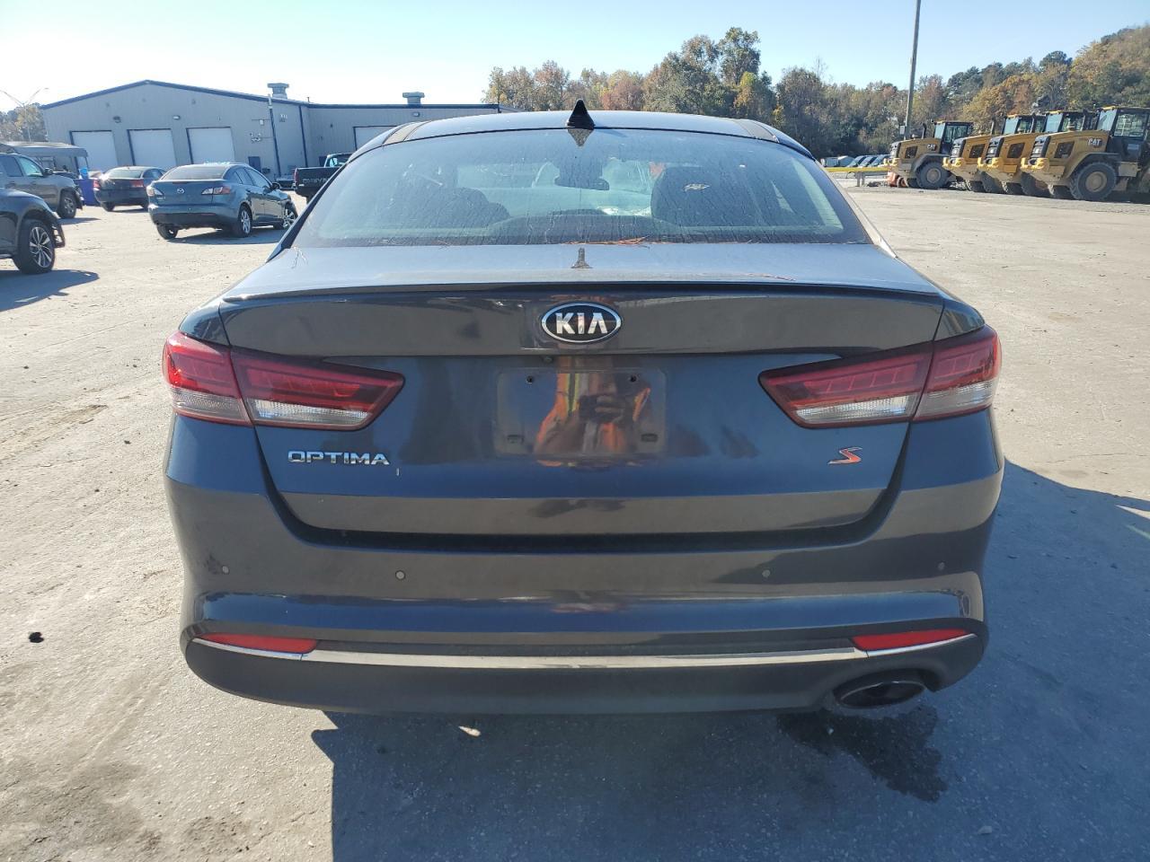 2018 Kia Optima Lx - Image 6