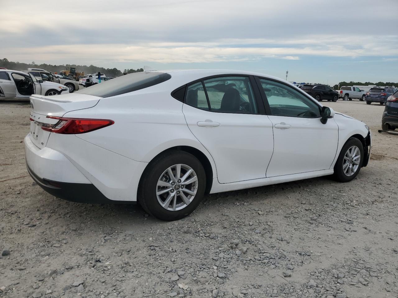 2025 Toyota Camry Xse - Фото 3
