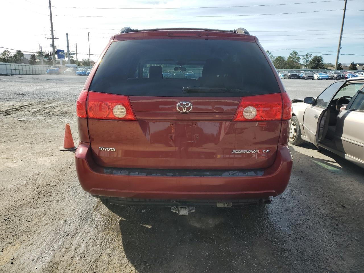 2009 Toyota Sienna Ce - Фото 6