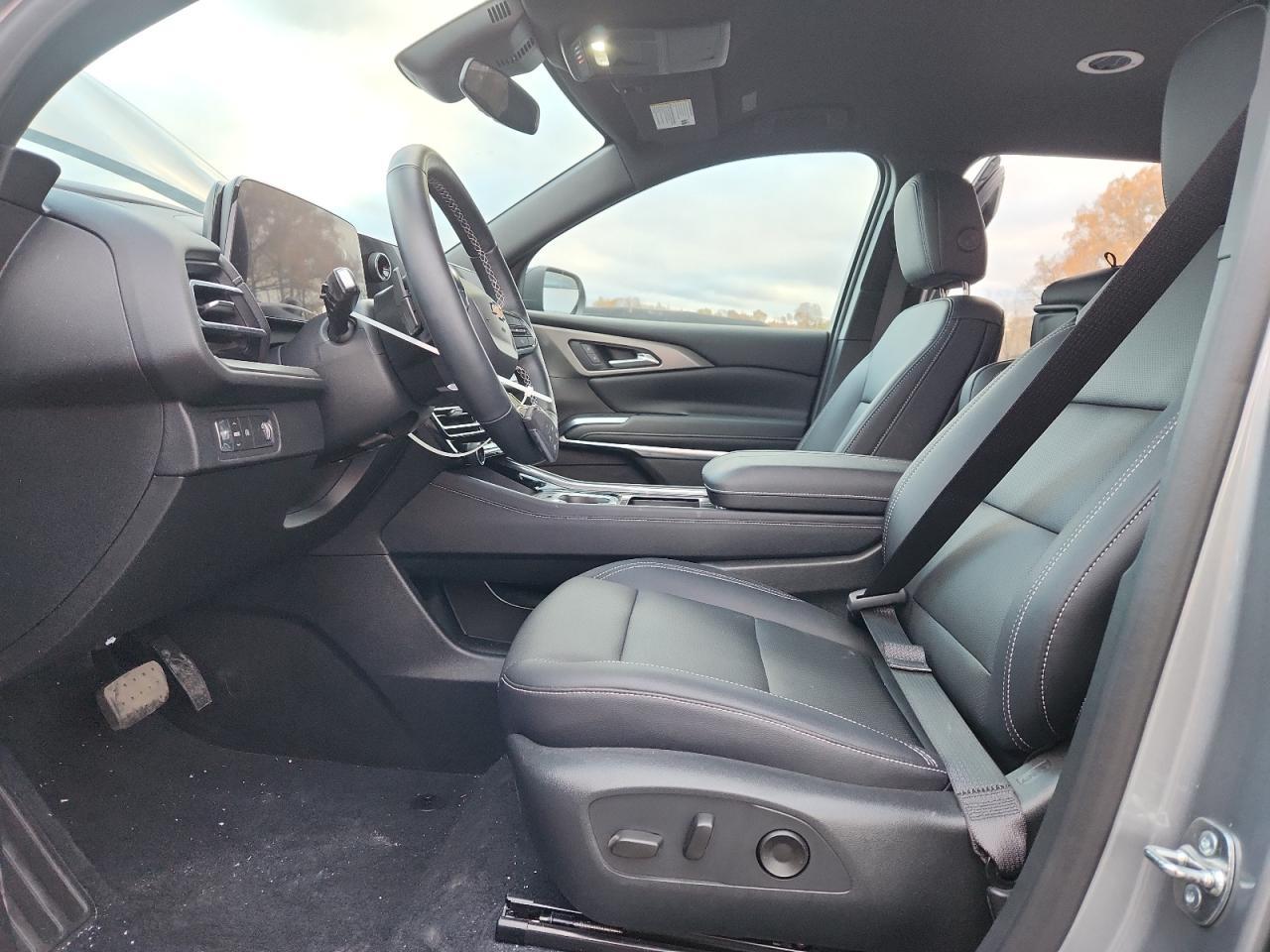 2025 Chevrolet Traverse Lt - Image 7