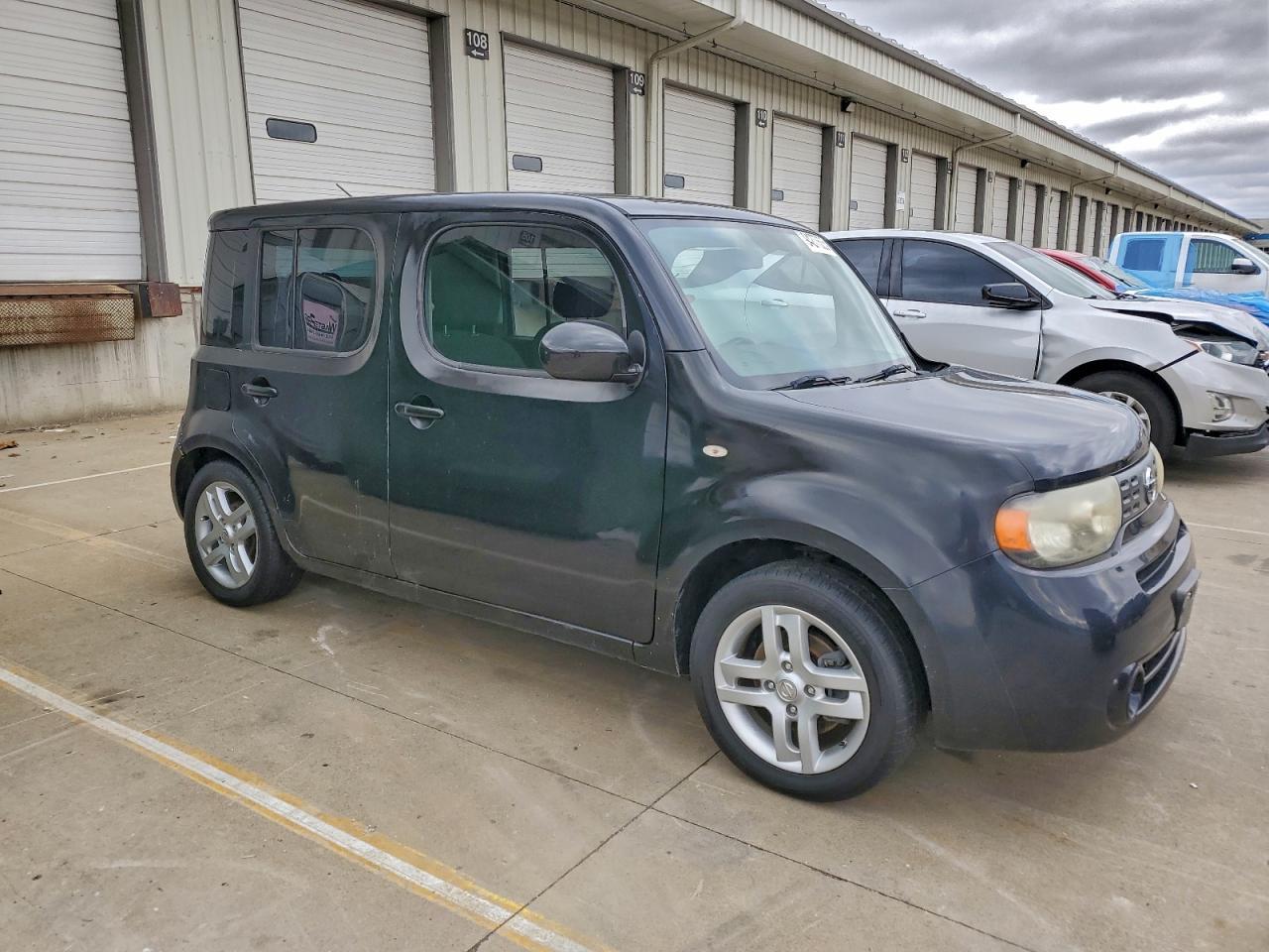 2010 Nissan Cube - Фото 4