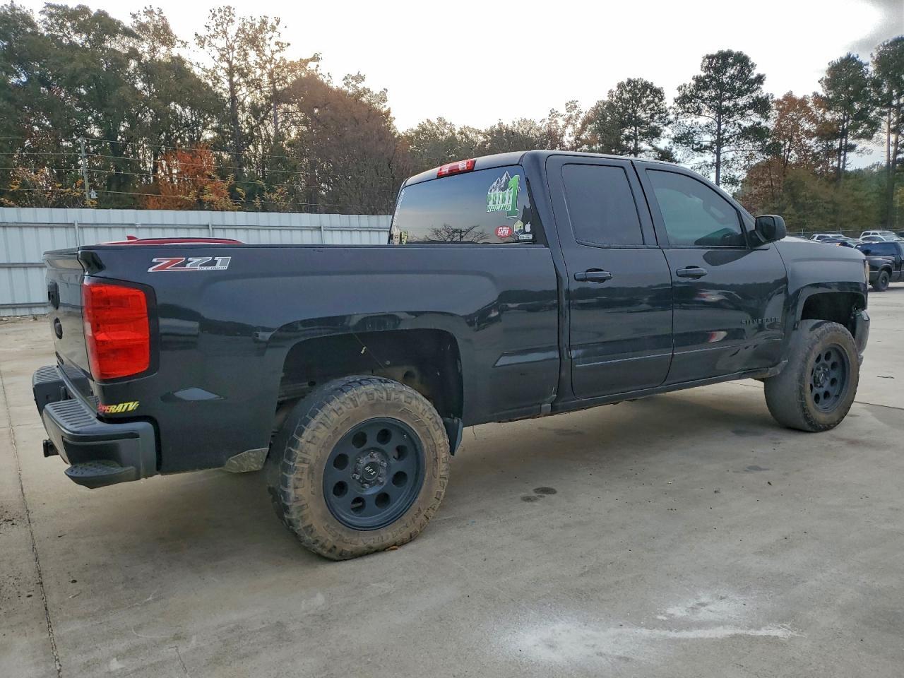 2016 Chevrolet Silverado K1500 Lt - Image 3