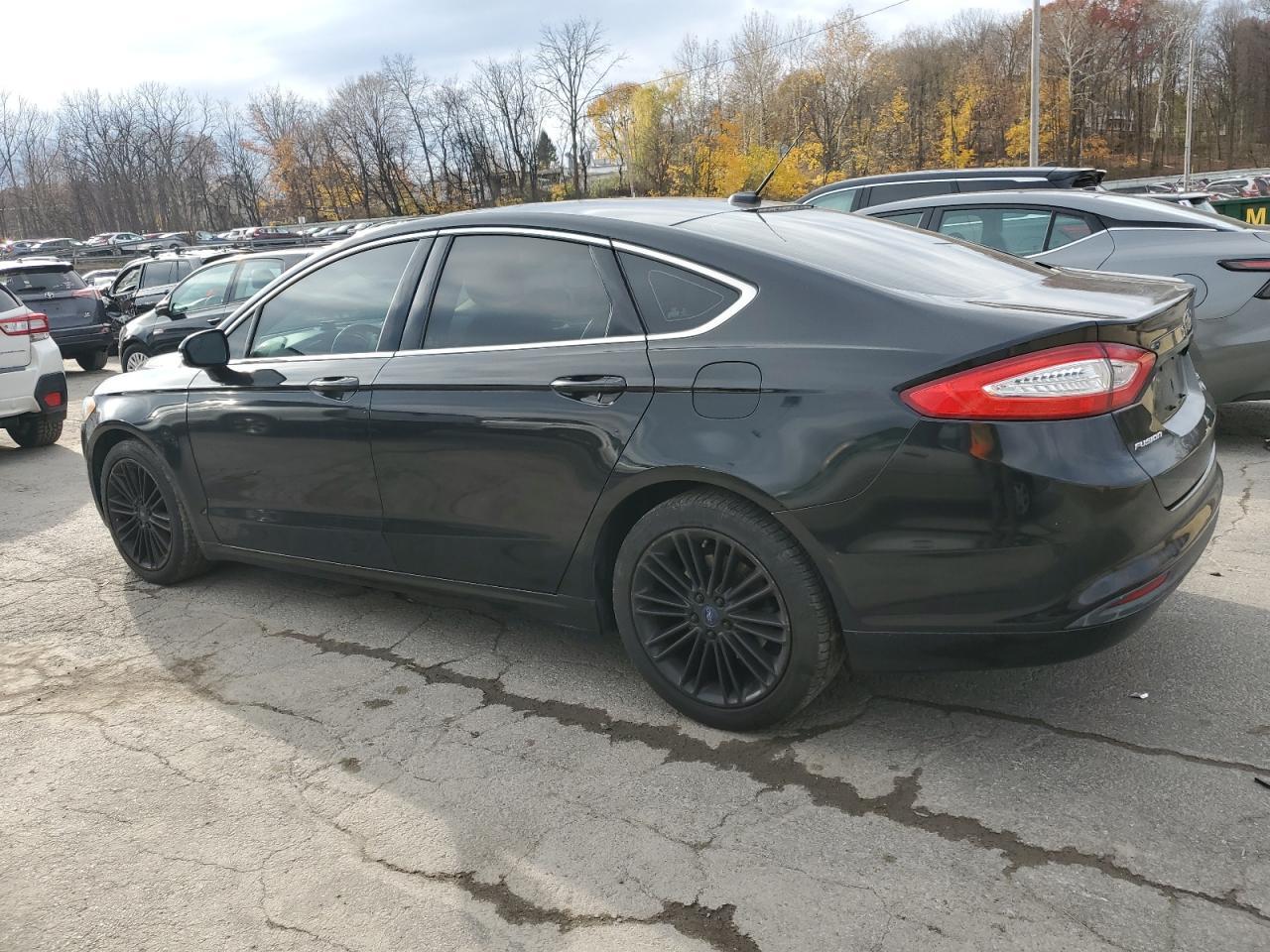 2014 Ford Fusion Se - Image 2