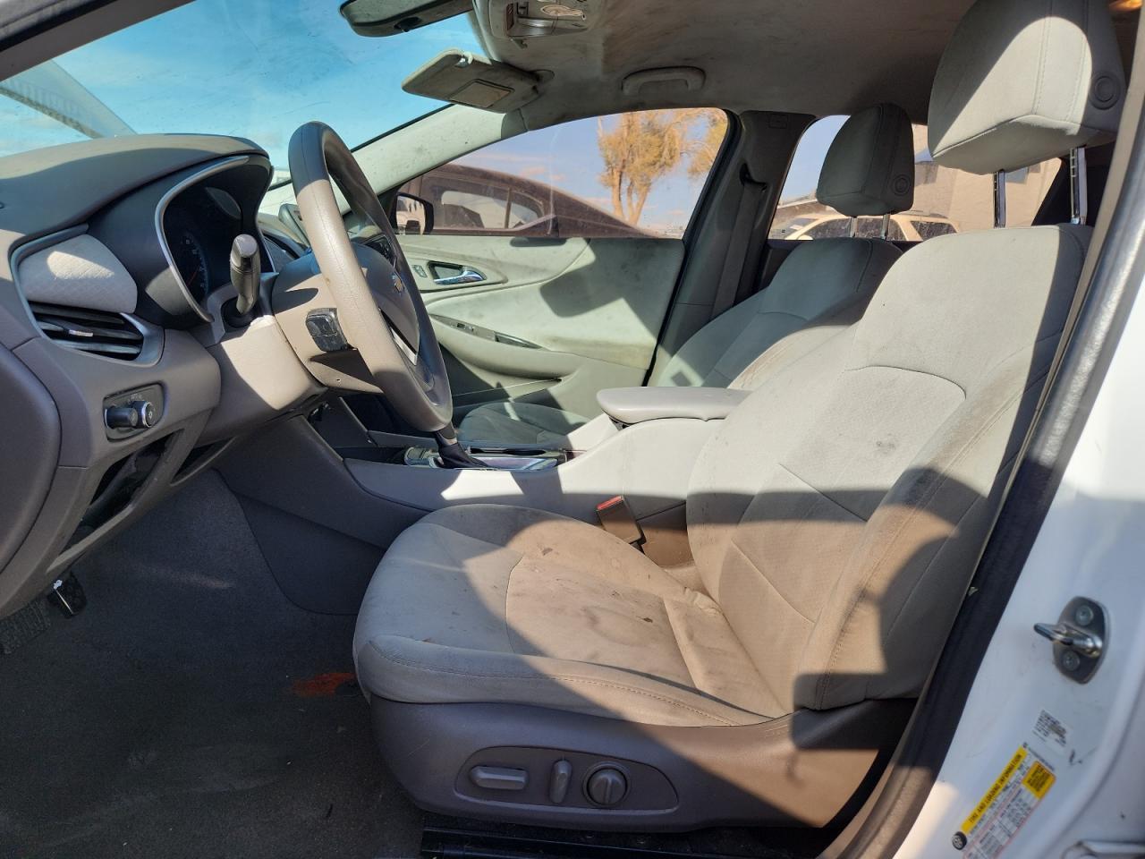 2017 Chevrolet Malibu Ls - Фото 7