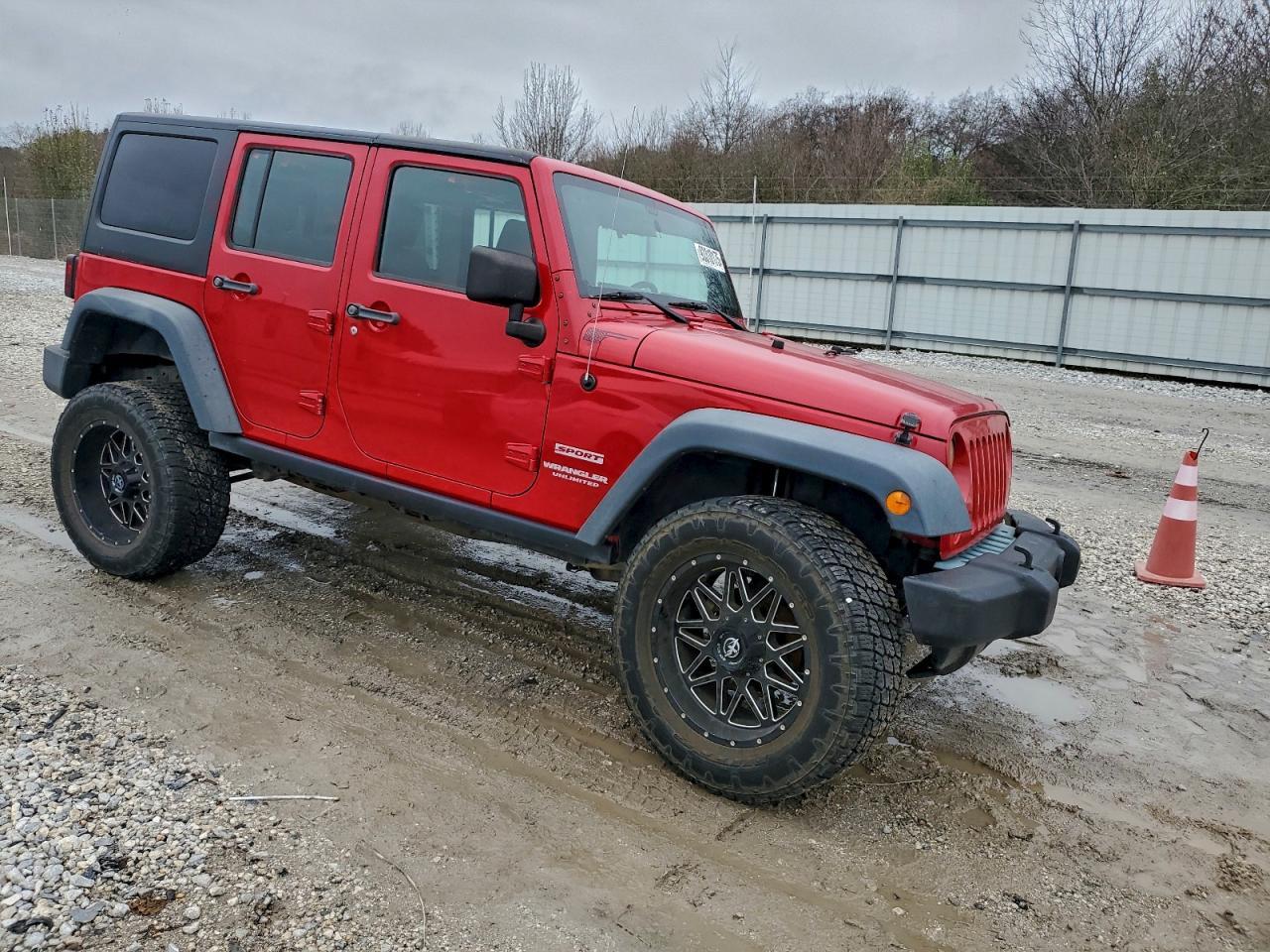 2010 Jeep Wrangler Unlimited Sport - Фото 4