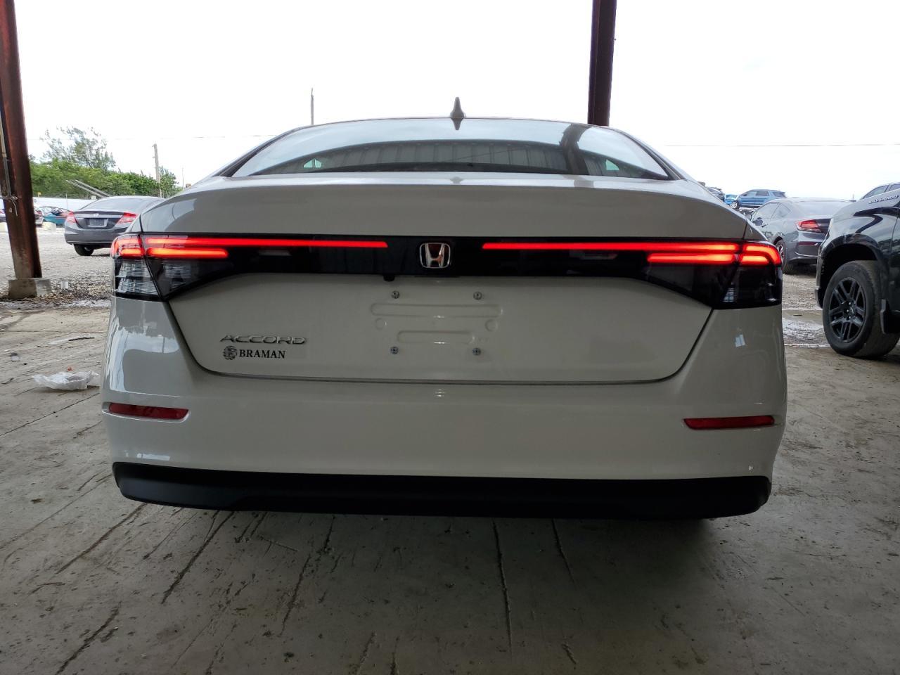 2025 Honda Accord Lx - Фото 6