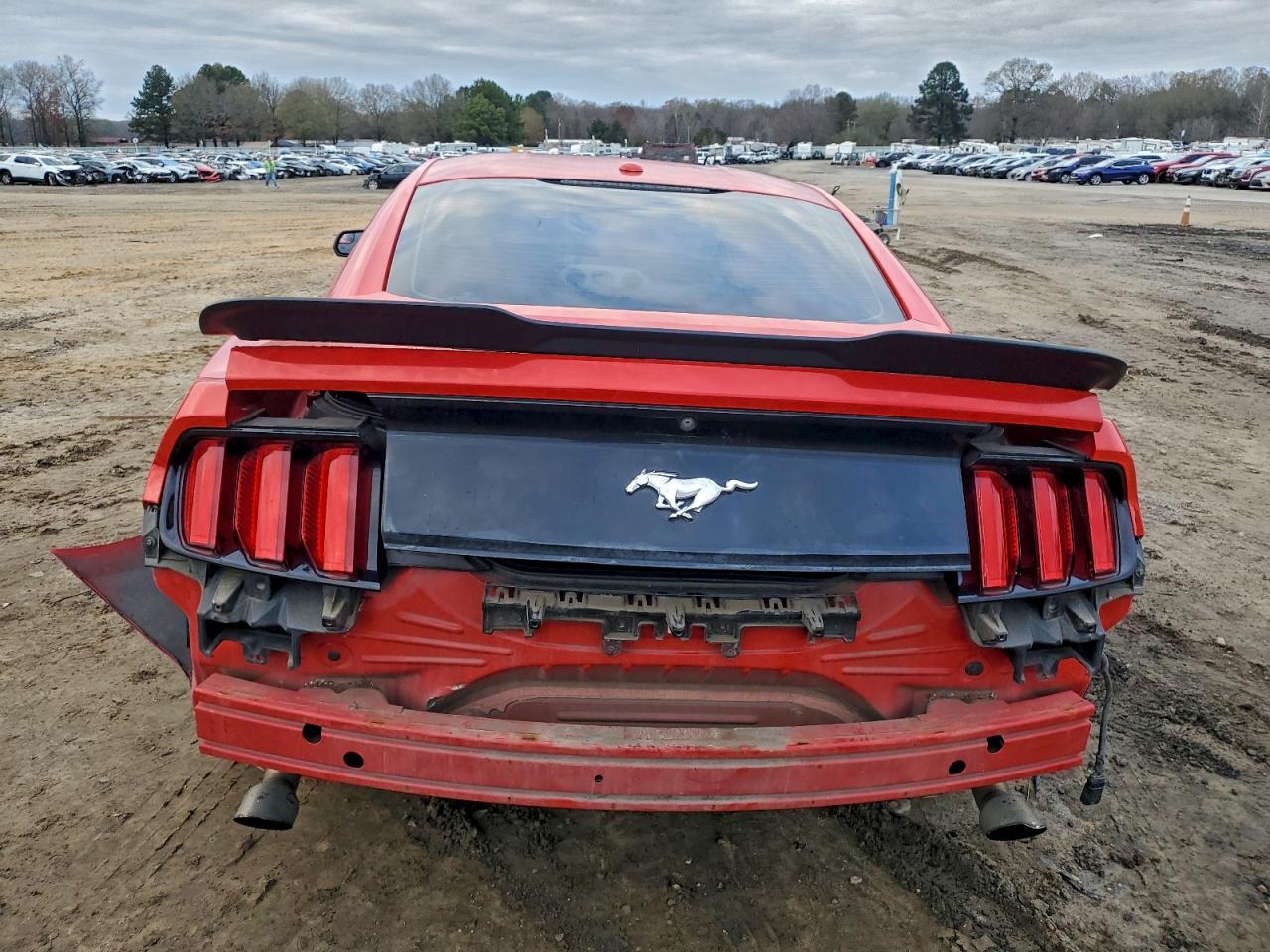 2016 Ford Mustang - Фото 6