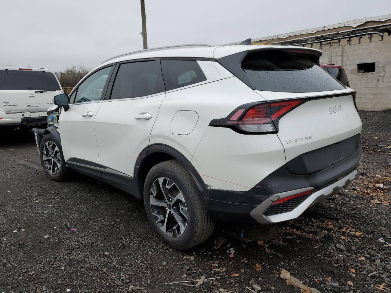 2023 Kia Sportage Ex - Image 2