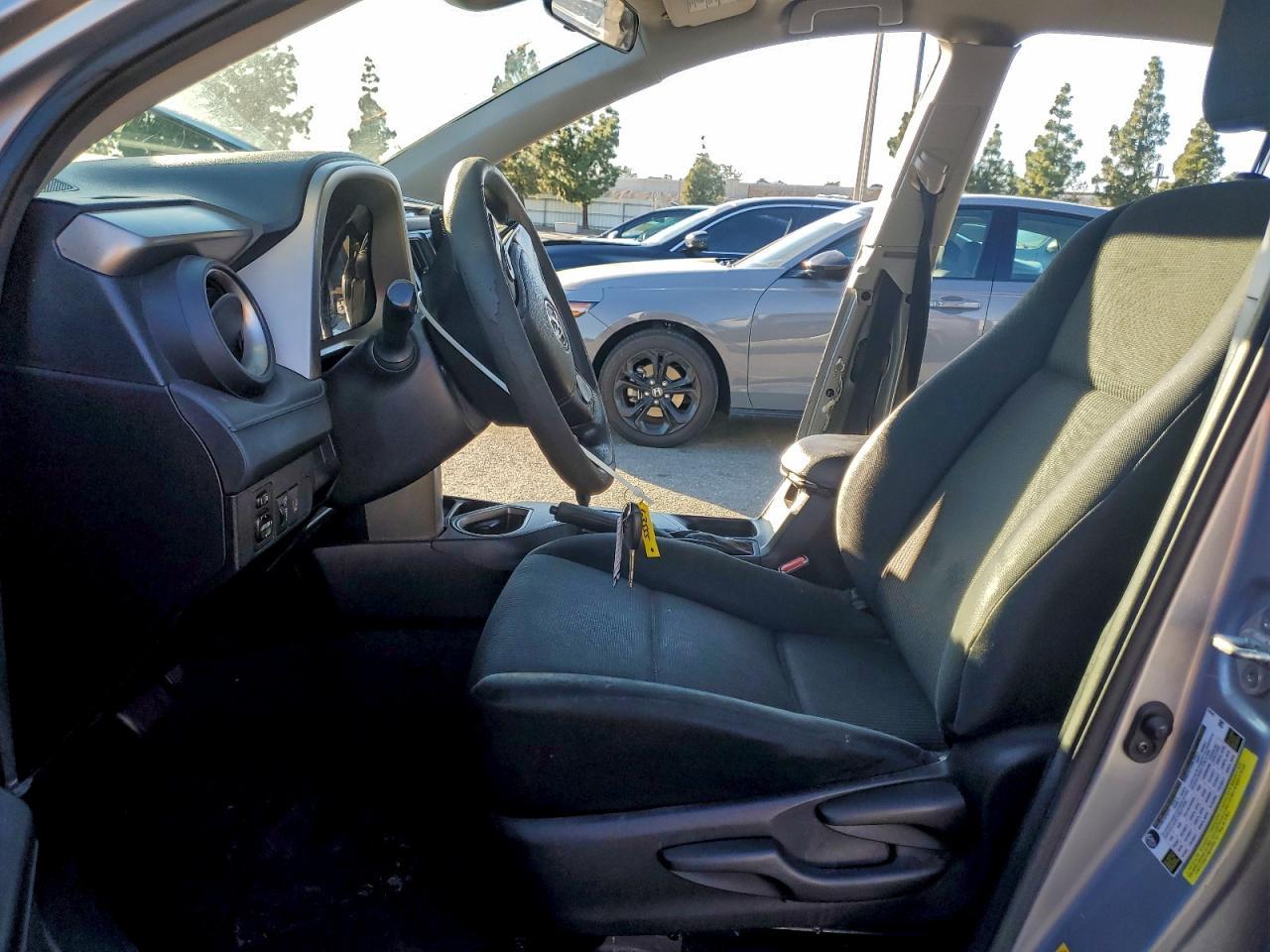 2017 Toyota Rav4 - Фото 7