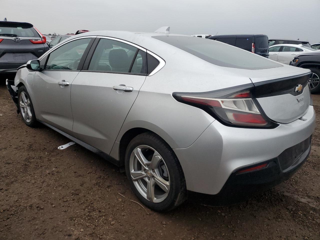 2018 Chevrolet Volt Lt - Image 2