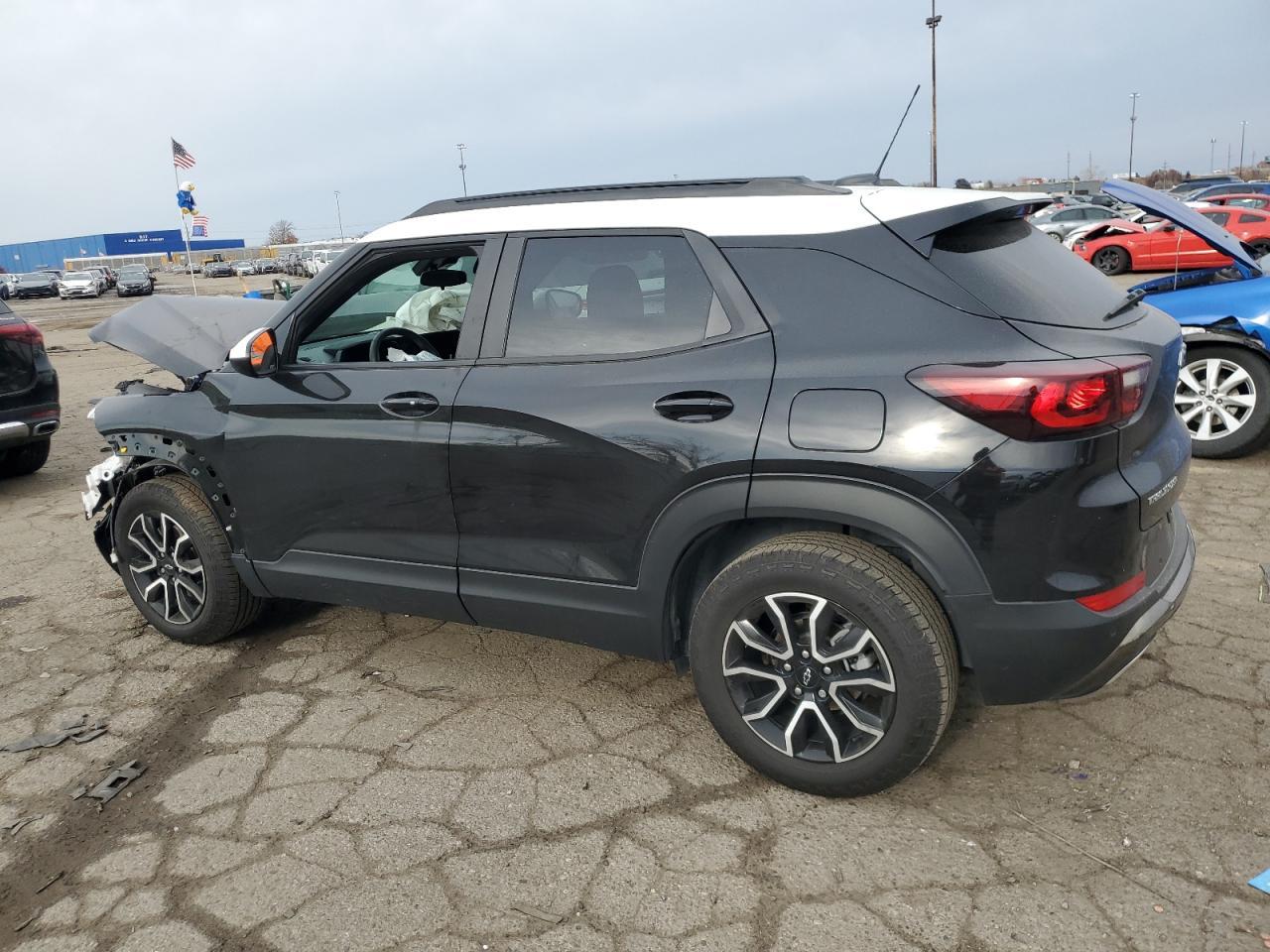 2025 Chevrolet Trailblazer Activ - Фото 2