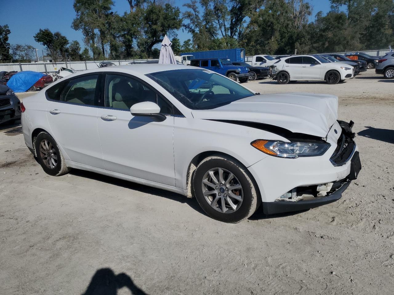 2017 Ford Fusion S - Фото 4