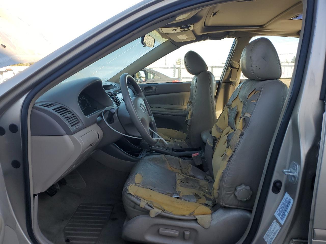 2002 Toyota Camry Le - Фото 7