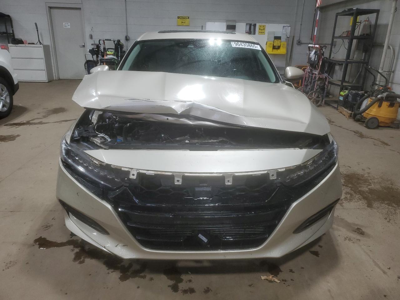 2018 Honda Accord Touring - Фото 5