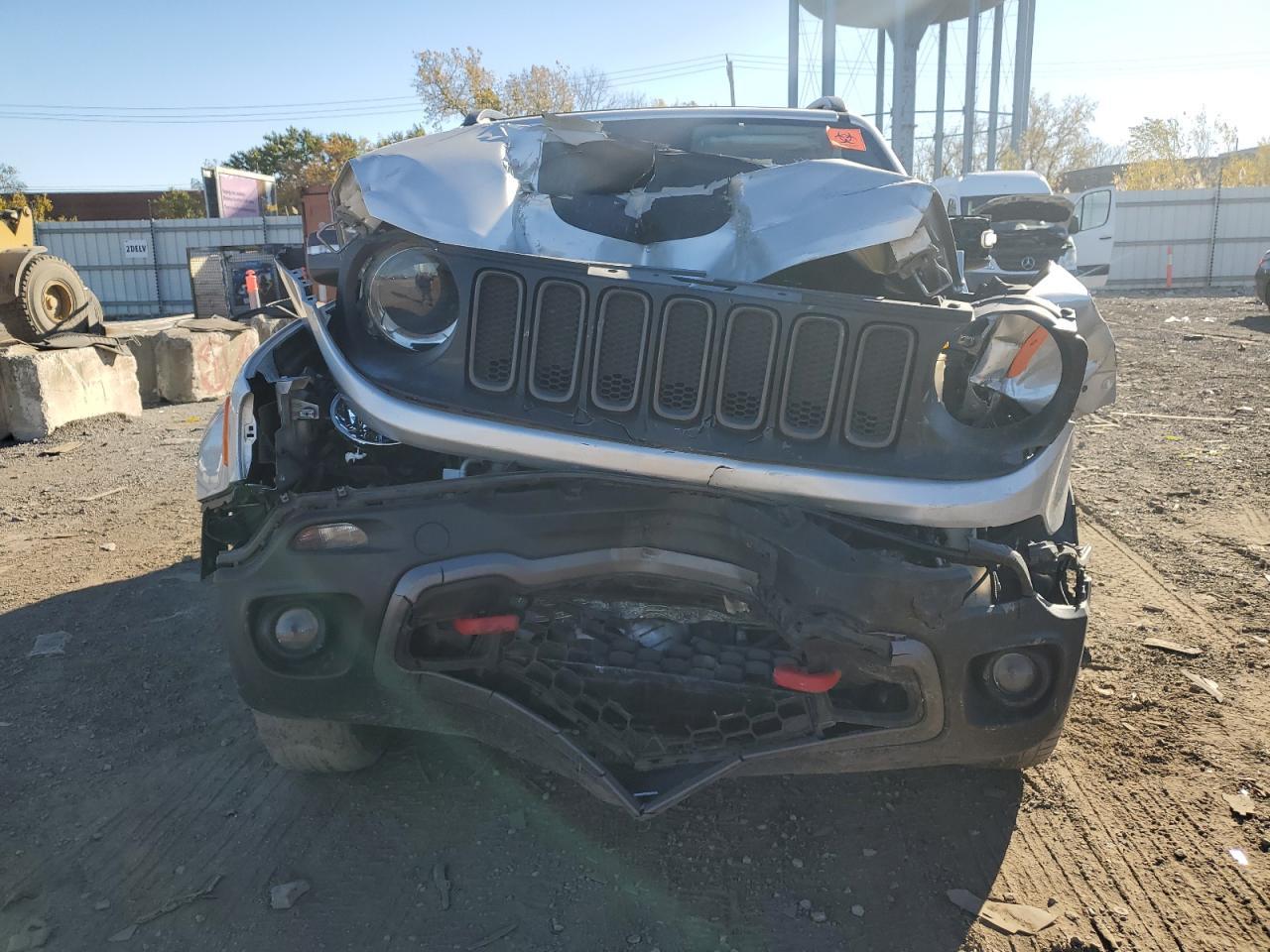 2018 Jeep Renegade Trailhawk - Image 5