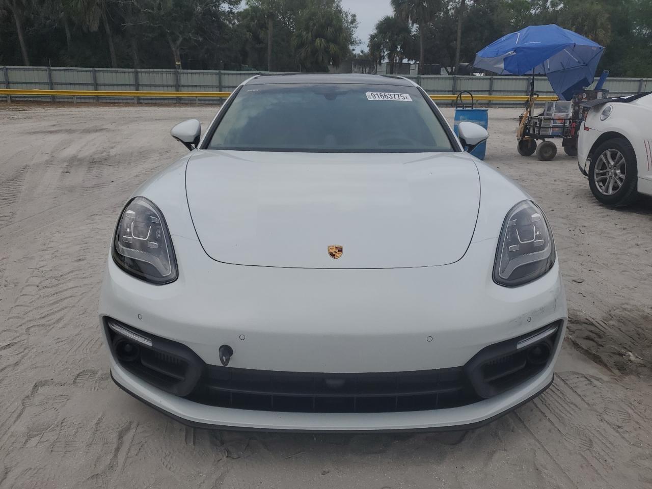 2023 Porsche Panamera Base - Image 5