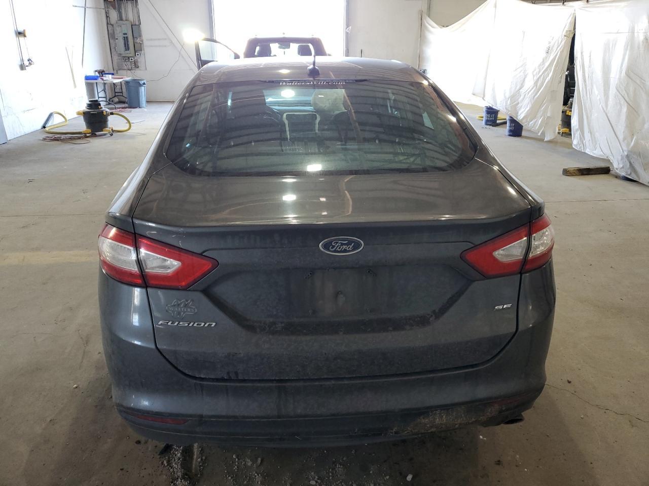 2016 Ford Fusion Se - Фото 6