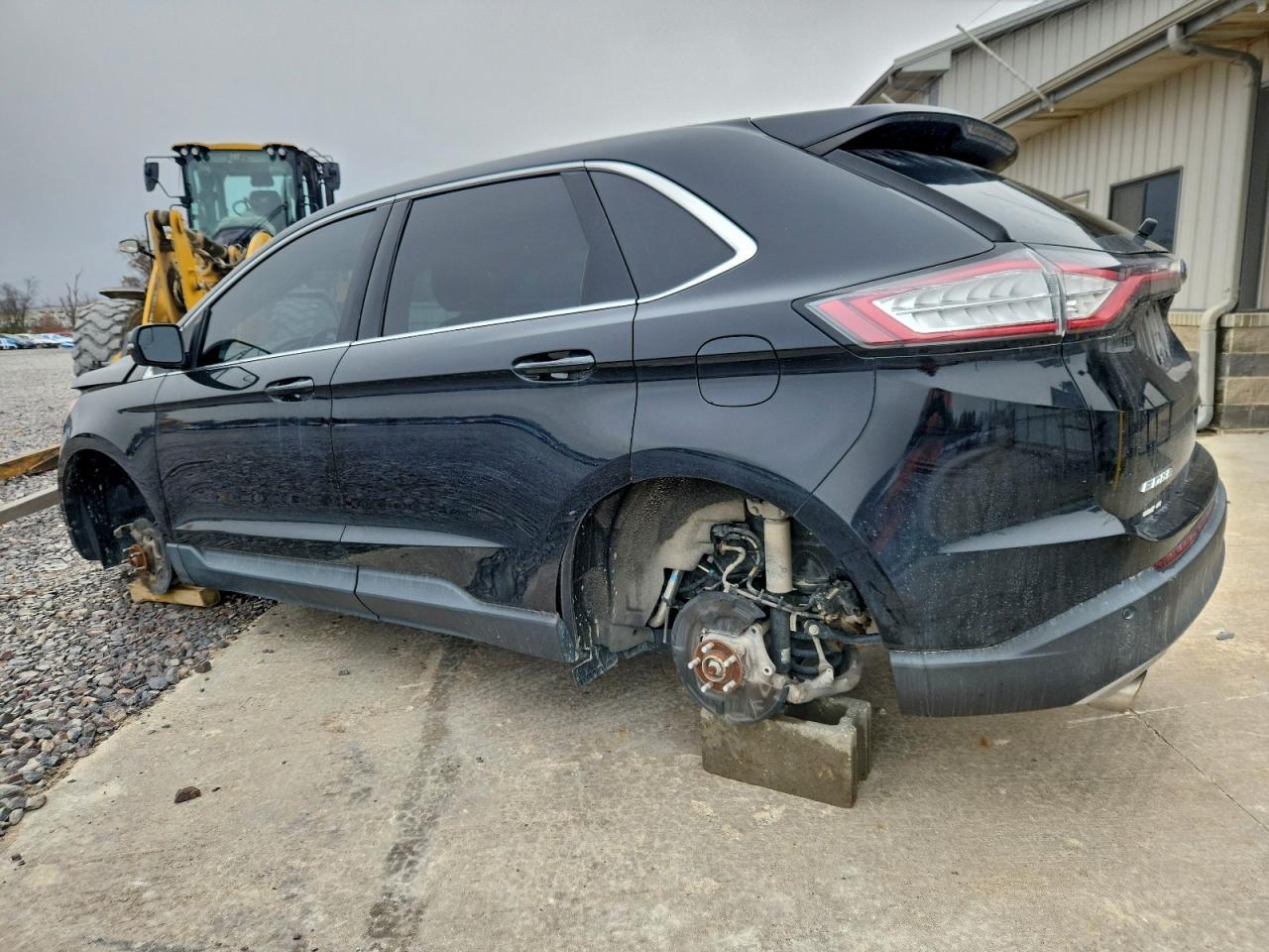 2017 Ford Edge Sel - Image 2