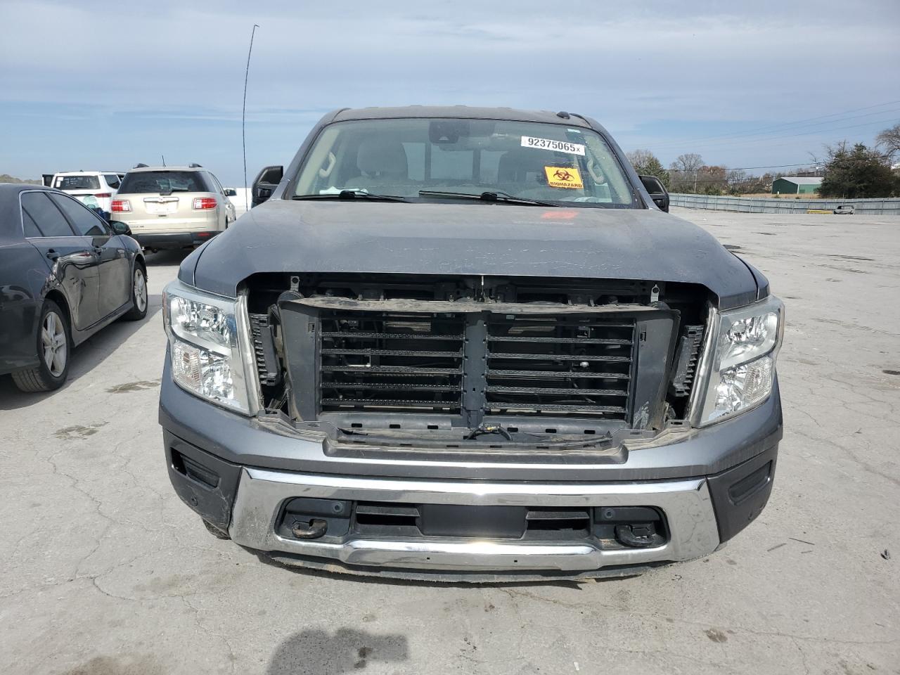 2020 Nissan Titan Sv - Фото 5