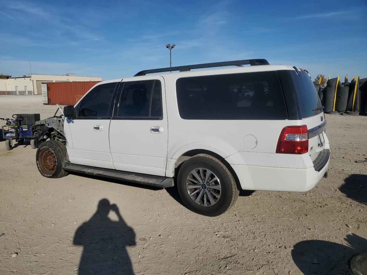 2017 Ford Expedition El Xlt - Image 2