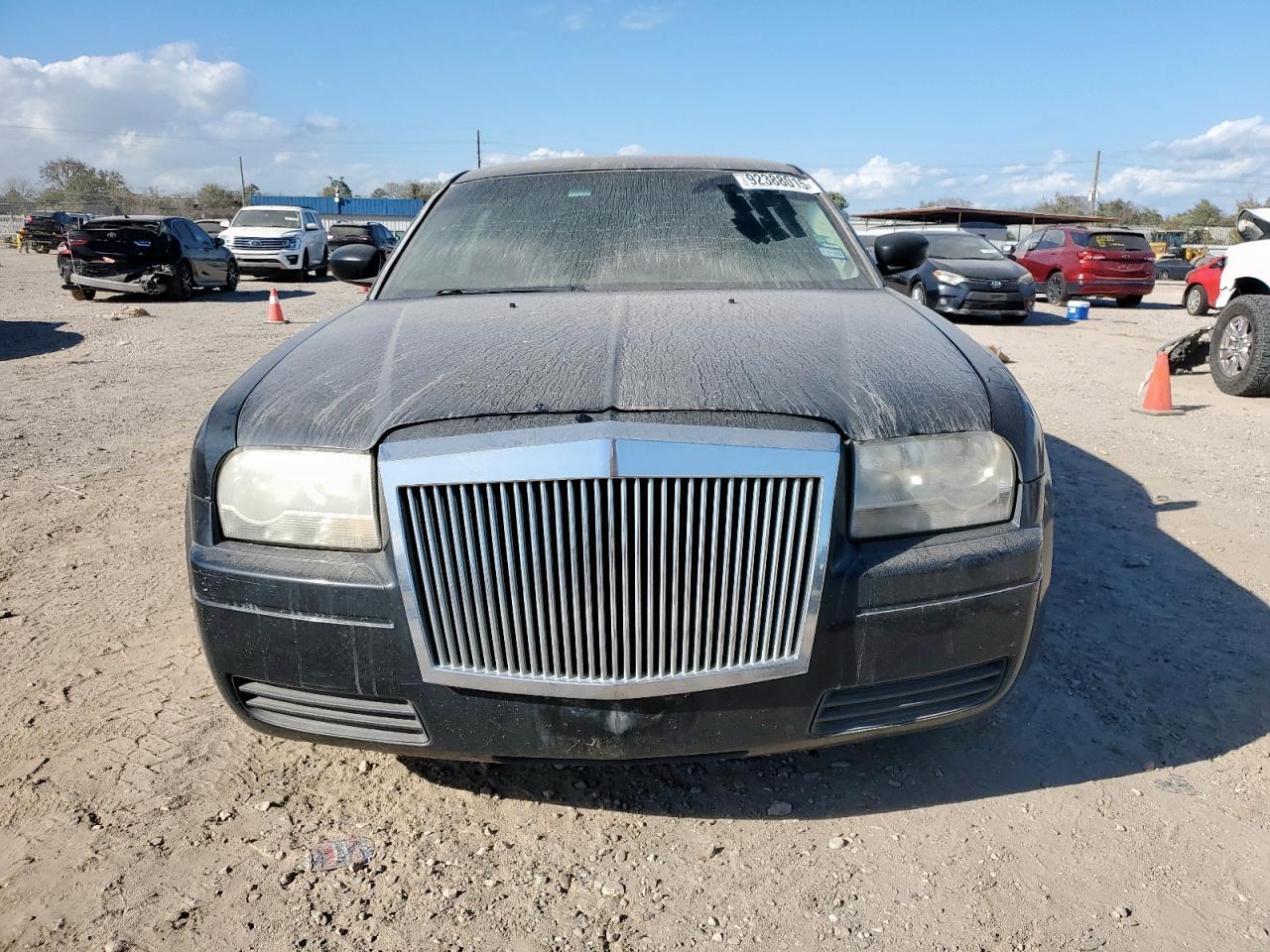 2008 Chrysler 300 Lx - Image 5
