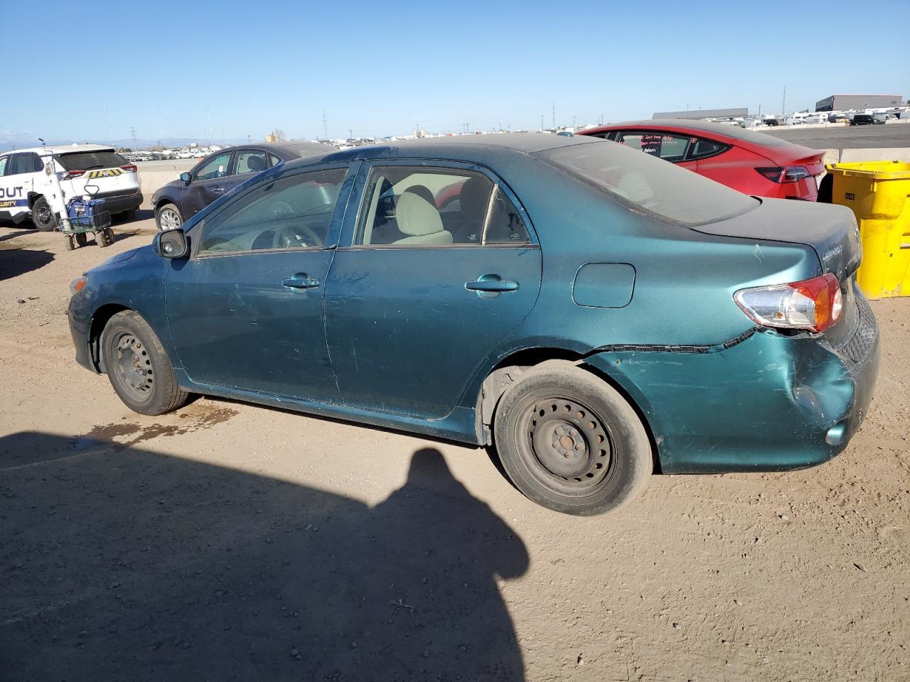 2010 Toyota Corolla Le - Фото 2