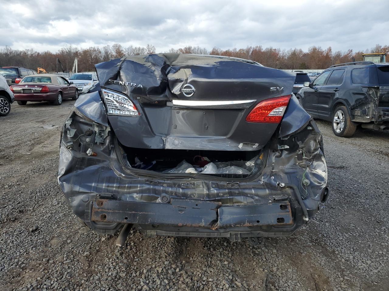 2014 Nissan Sentra S - Фото 6