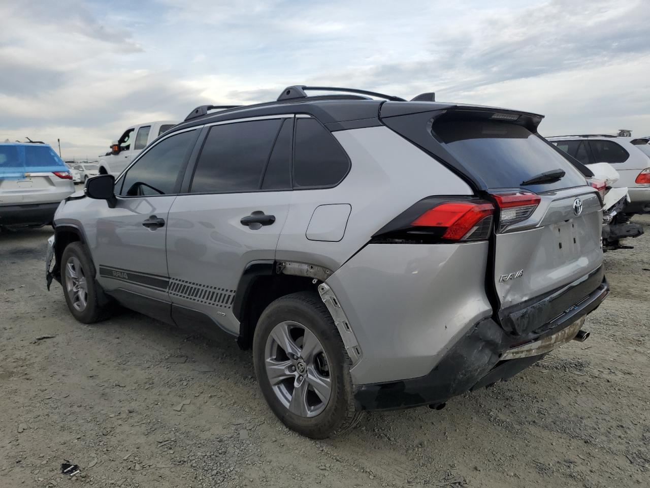 2022 Toyota Rav4 Xse - Image 2