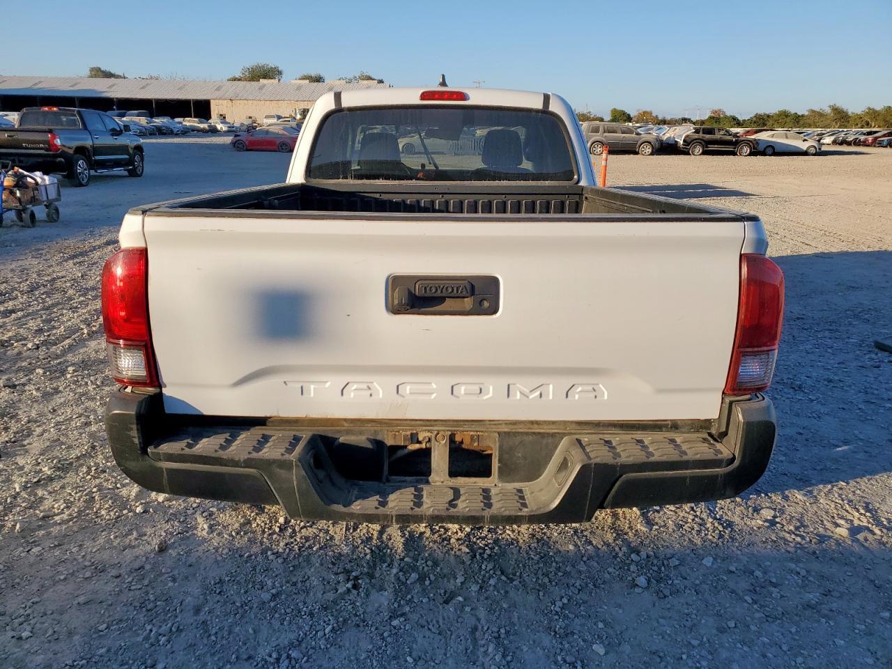 2023 Toyota Tacoma Access Cab - Image 6