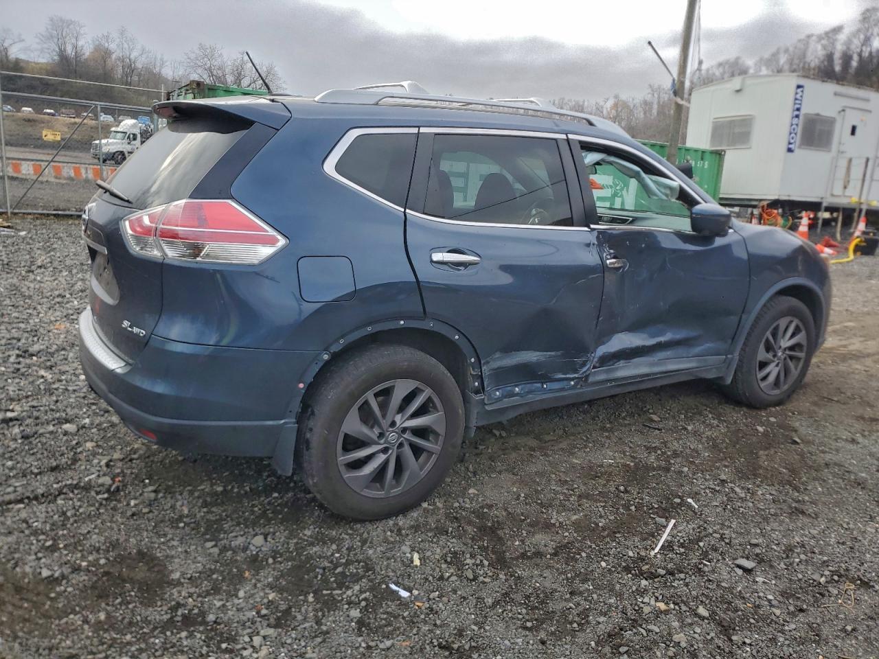 2016 Nissan Rogue S - Фото 3