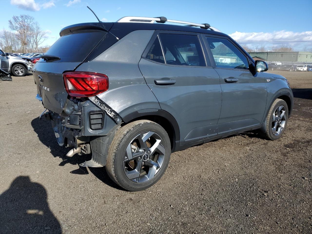 2023 Hyundai Venue - Image 3