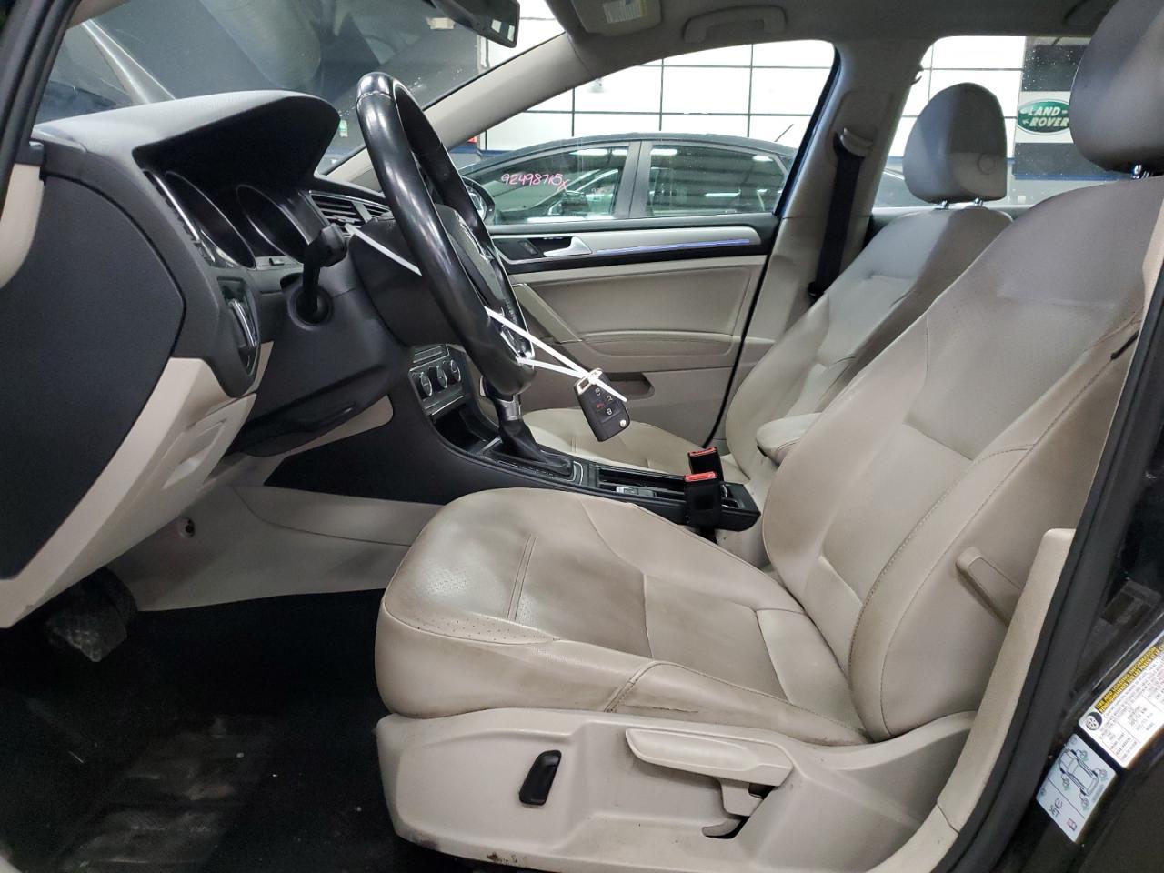 2016 Volkswagen E-Golf Sel Premium - Image 7